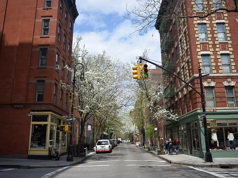 36 Morton St #4C — Photo 10