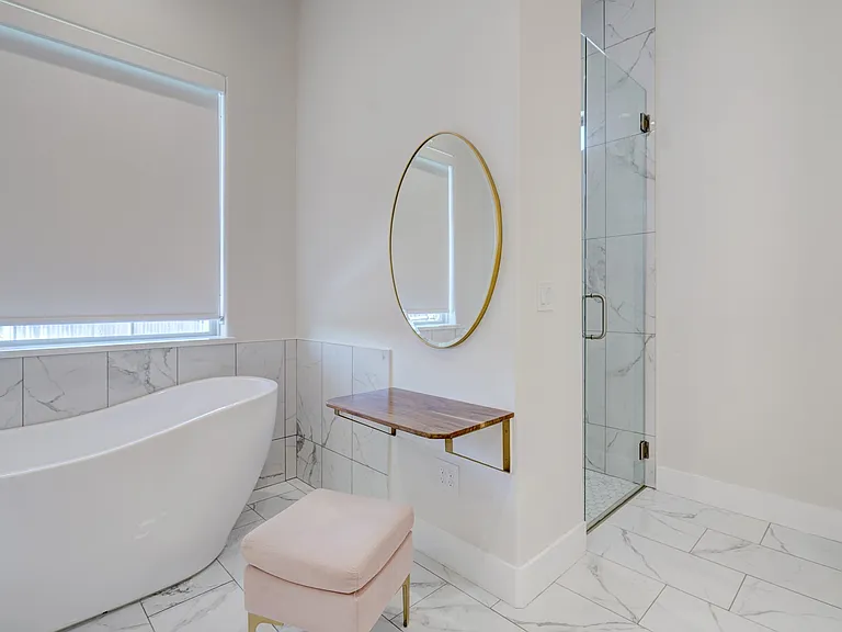 101 Pont Neuf Ct — Photo 35