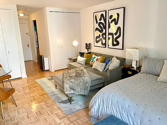 Rented by Compass | media 8