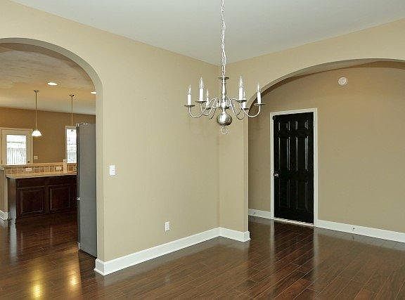 5th image of 1018 Blue Bonnet Ct