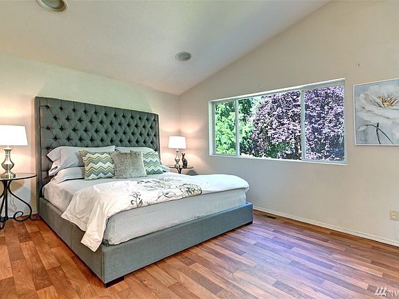 5th image of 7211 57th St NE
