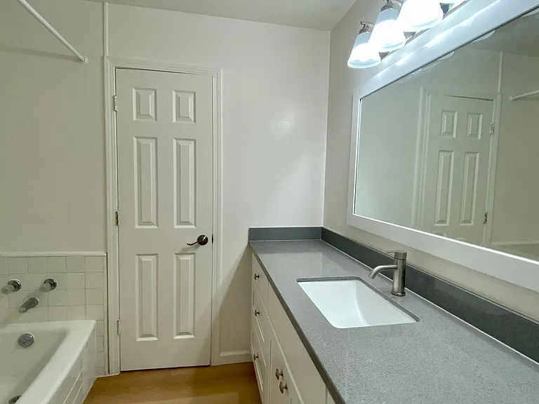 438 Gabilan St — Photo 16