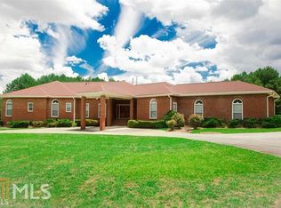 680 Crowell Rd N, Covington, GA 30014