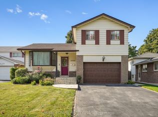 2335 Wyandotte Dr, Oakville, ON