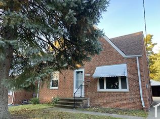 18513 Raymond St, Maple Heights, OH 44137