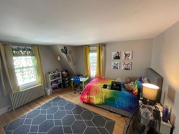5th image of 9 Bacon St