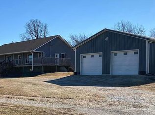 15745 80th Rd, Erie, KS 66733