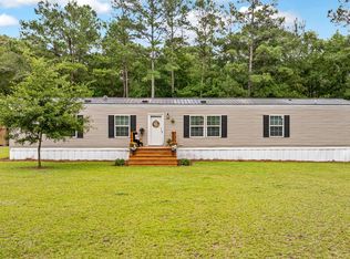 104 May Ln, Saint Stephen, SC 29479