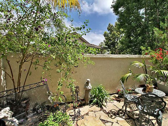 SPACIOUS PRIVATE ENCLOSED PATIO.
