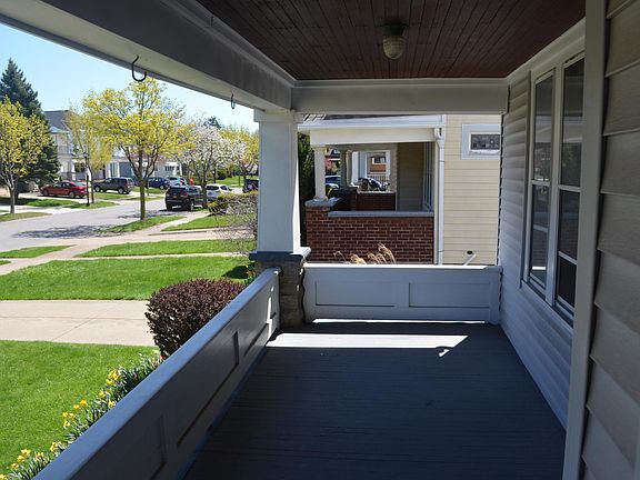 3rd image of 38 Norwalk Ave #1