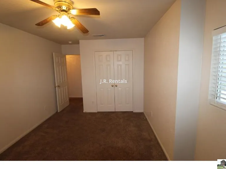5611 Bertha Dr — Photo 45