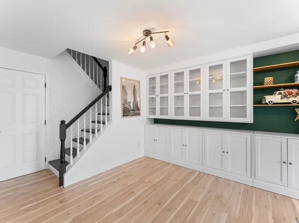 4 Persimmon Court image 12 of 40