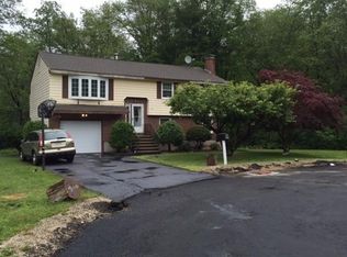 42 Wheatland St #0, Burlington, MA 01803