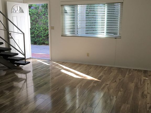 2nd image of 609 Marine St APT B