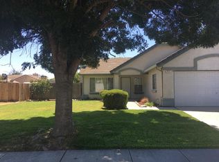 412 Grousehedge Way, Newman, CA 95360
