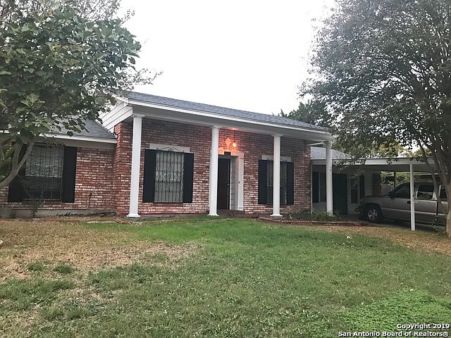 1st image of 2319 Town Gate Dr