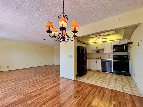 205 Wellington A, West Palm Beach, FL 33417