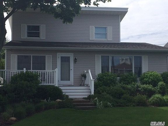 4th image of 9 Peconic Cres