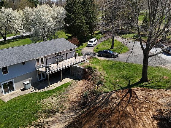5th image of 382 Torbert Rd