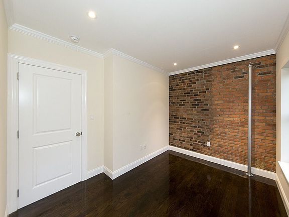 4th image of 443 E 9th St APT 2