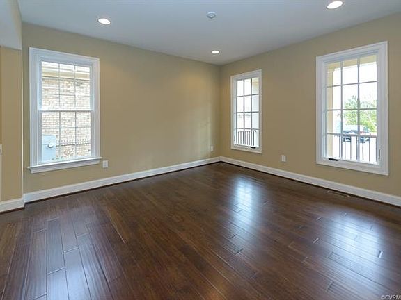 5th image of 11941 Montfort Cir #46