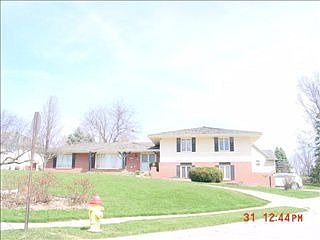 1st image of 135 S 121st St