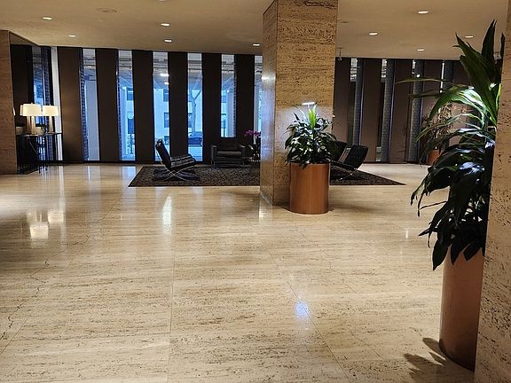 2nd image of 6033 N Sheridan Rd APT 15B