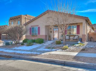 8424 Hawk Eye Rd NW, Albuquerque, NM 87120