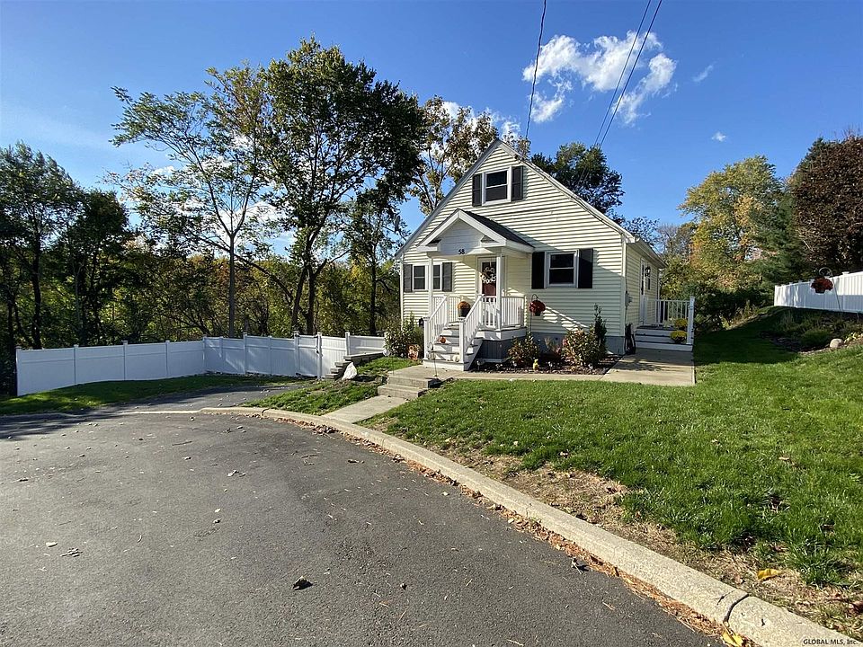1st image of 58 Munro Ct