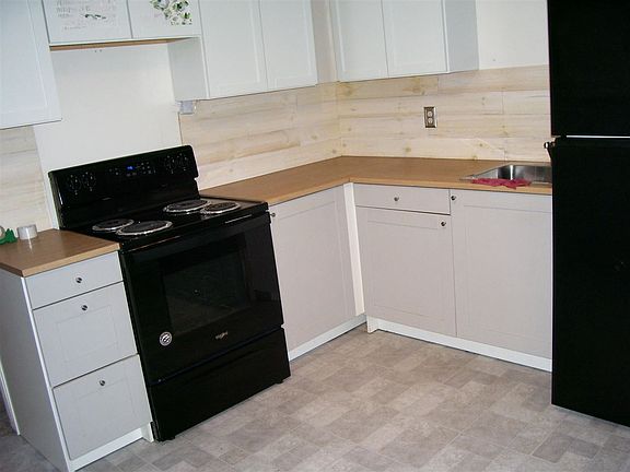 5th image of 2210 NW 26th St