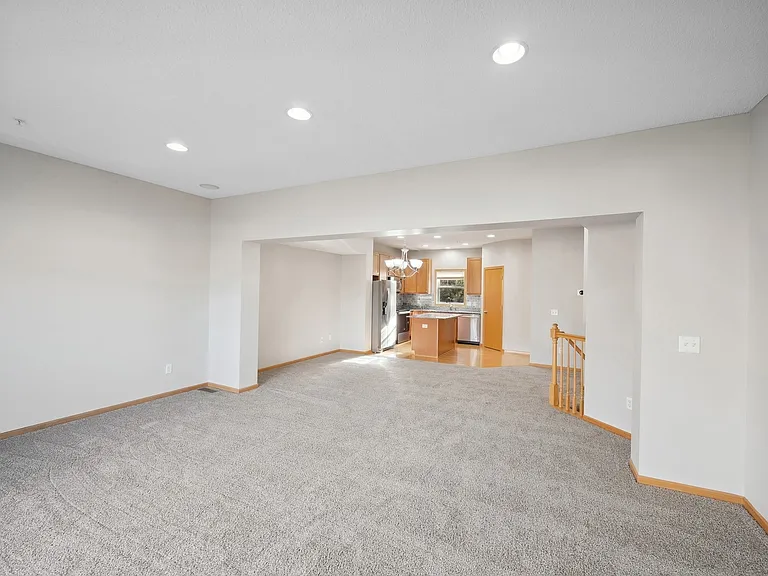 5009 Everest Ln N — Photo 20