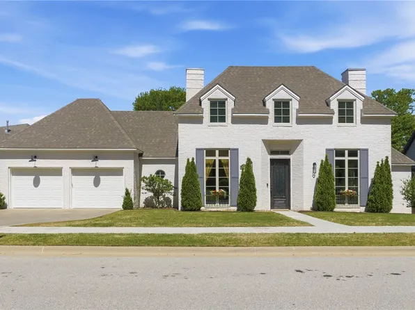 341 N Ainsley Loop, Fayetteville, AR 72704