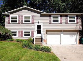 11293 Heritage Dr, Twinsburg, OH 44087