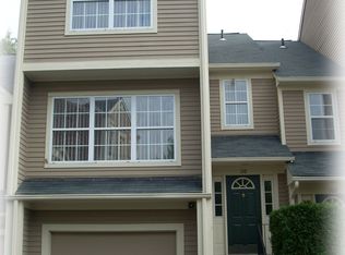 110 Paugusett Cir, Trumbull, CT 06611