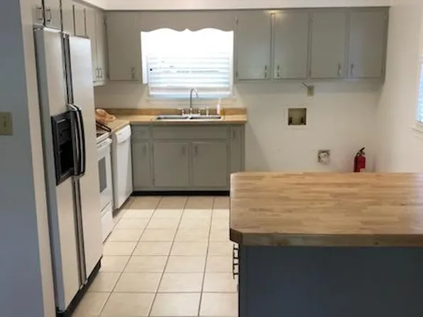 2102 Mystic Cove Dr, Virginia Beach, VA 23455