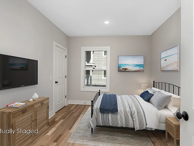 621 3rd St NW #2 — Photo 10