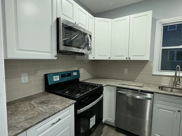 209 Lanza Ave #2 — Photo 5