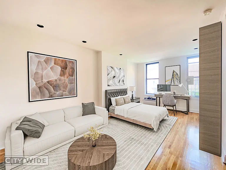 330 E 93rd St #5B — Photo 1