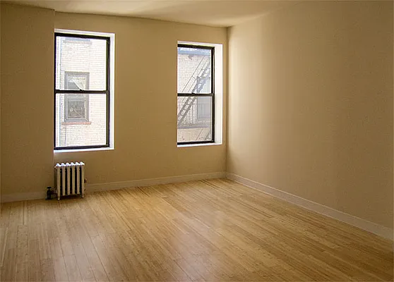 Rented by SW Queens Mezzanine | media 23