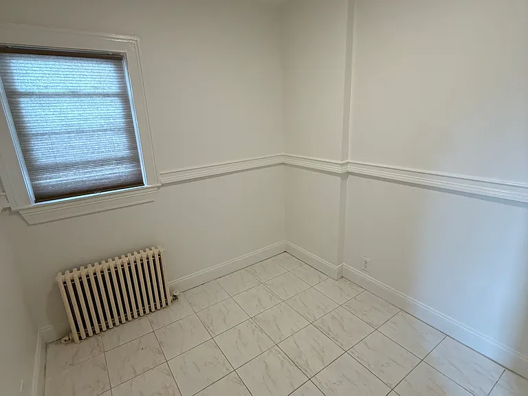 1572 Park St #1 — Photo 4