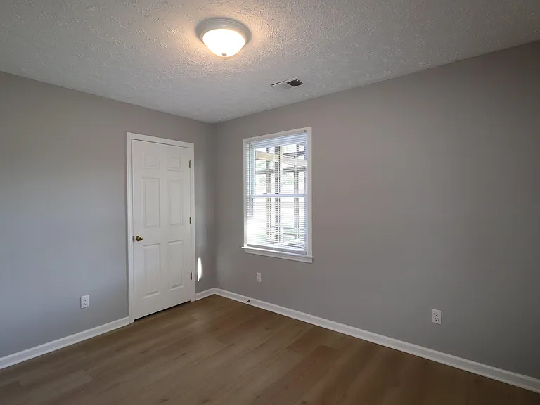 208 Mariwood Ct — Photo 10