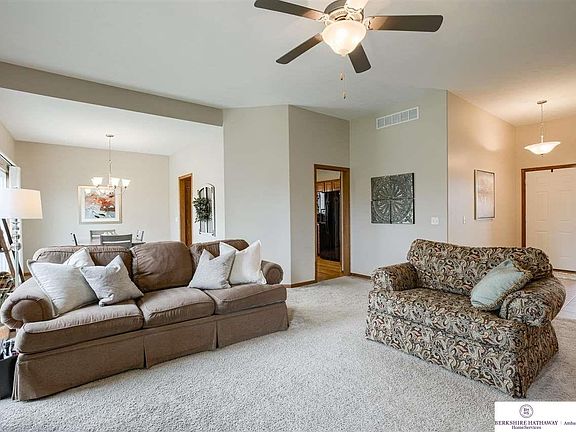 4th image of 17020 Morgan Ave