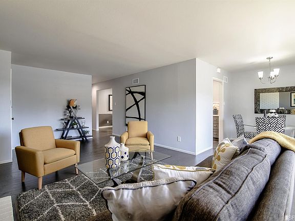 4th image of 415 Madison Ave