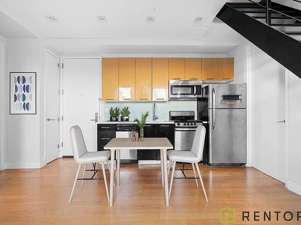 1st image of 105 Vanderveer St APT 3A