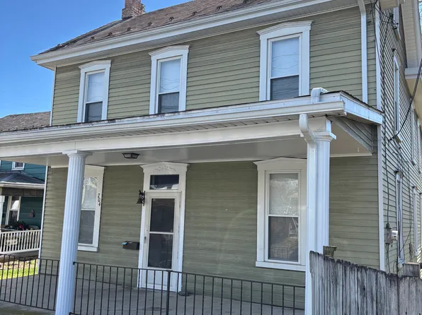 704 W Main St, Mount Joy, PA 17552