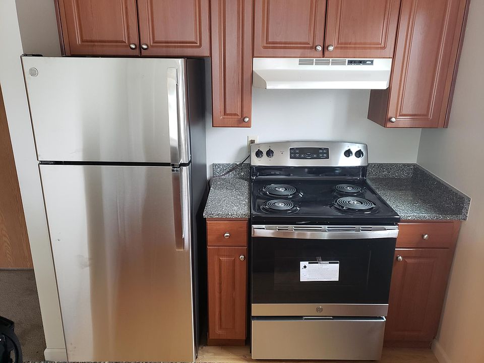 1st image of 6410 8th Ave NE #406