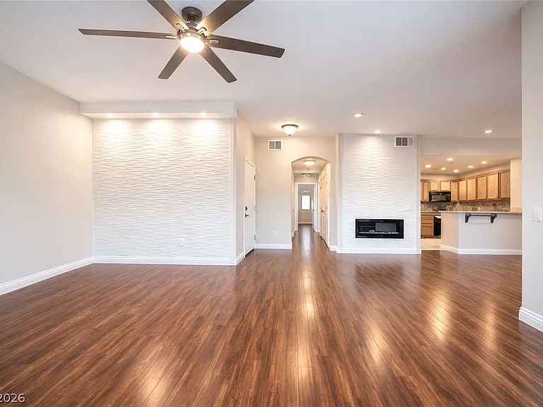 825 Canterra St #2058 — Photo 2