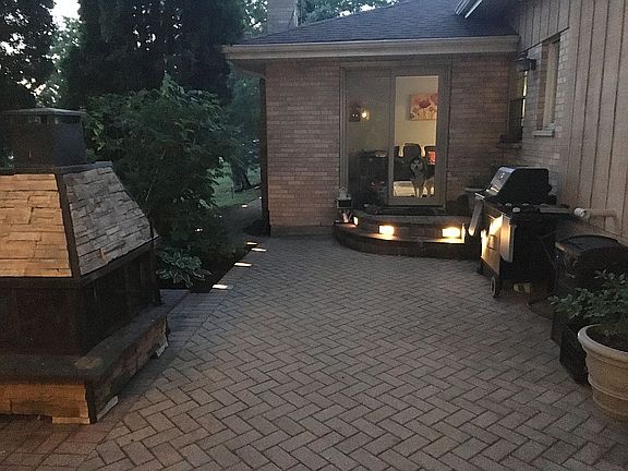 2nd image of 6719 W 91st St