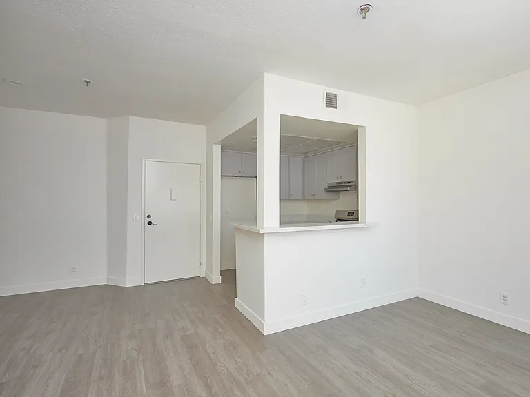 1210 North Cherokee Ave. — Photo 40