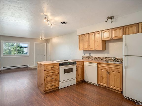 2nd image of 3170 Columbine Dr Unit 16